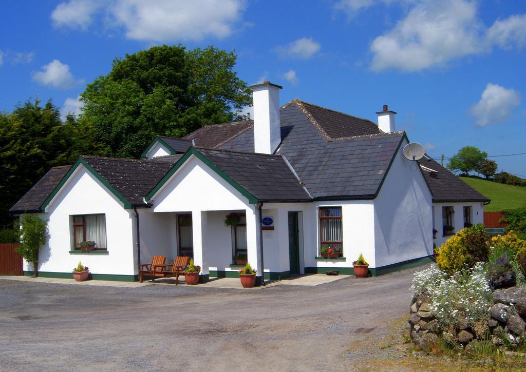 Valley Lodge Room Only Guest House Claremorris Exterior foto