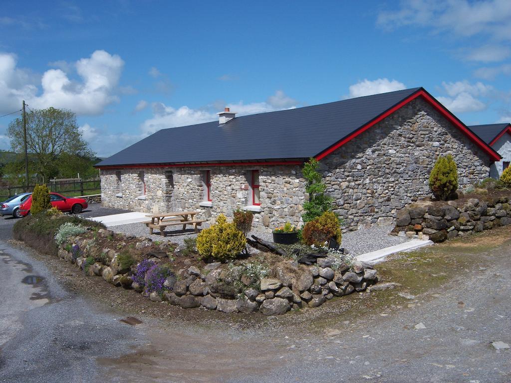 Valley Lodge Room Only Guest House Claremorris Exterior foto